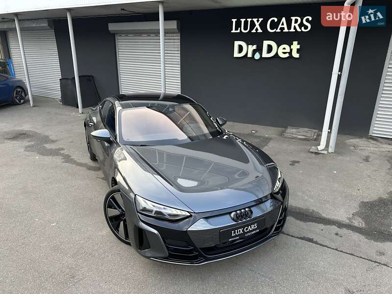 Купе Audi RS e-tron GT 2023 в Киеве