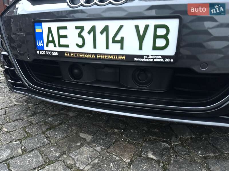 Купе Audi RS e-tron GT 2023 в Днепре