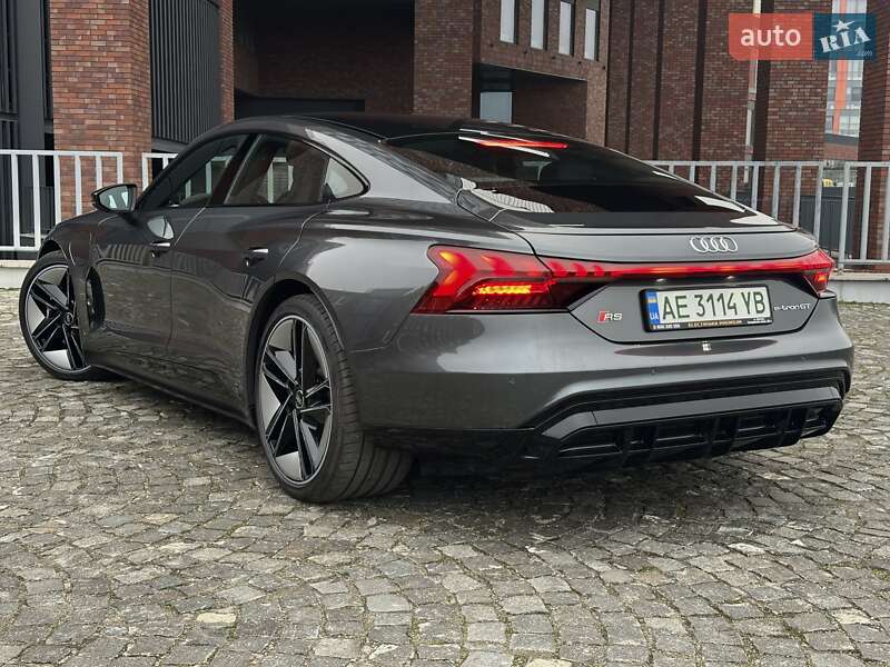 Купе Audi RS e-tron GT 2023 в Днепре