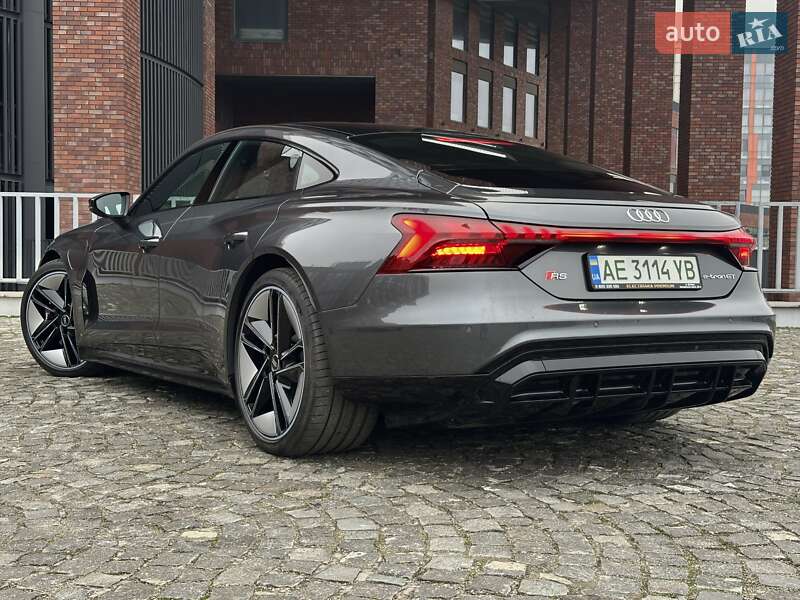 Купе Audi RS e-tron GT 2023 в Днепре