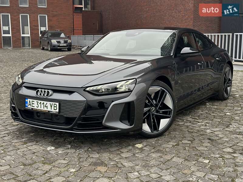 Купе Audi RS e-tron GT 2023 в Днепре