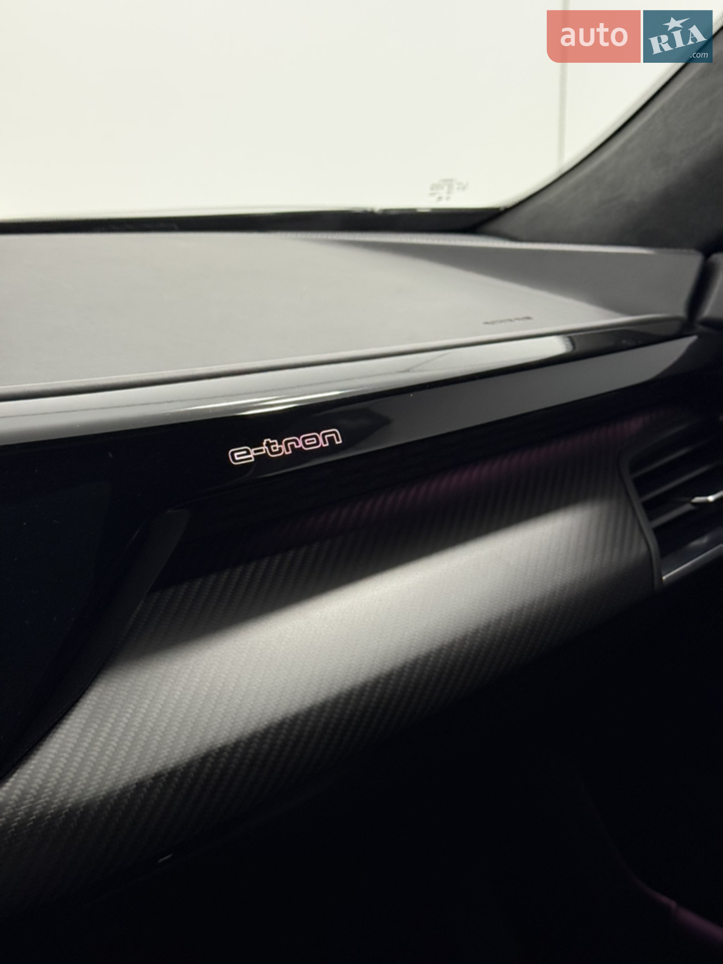 2023 Audi RS e-tron GT - мініатюра 33