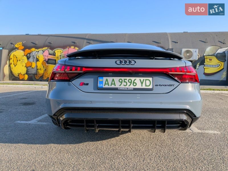 Купе Audi RS e-tron GT 2024 в Киеве