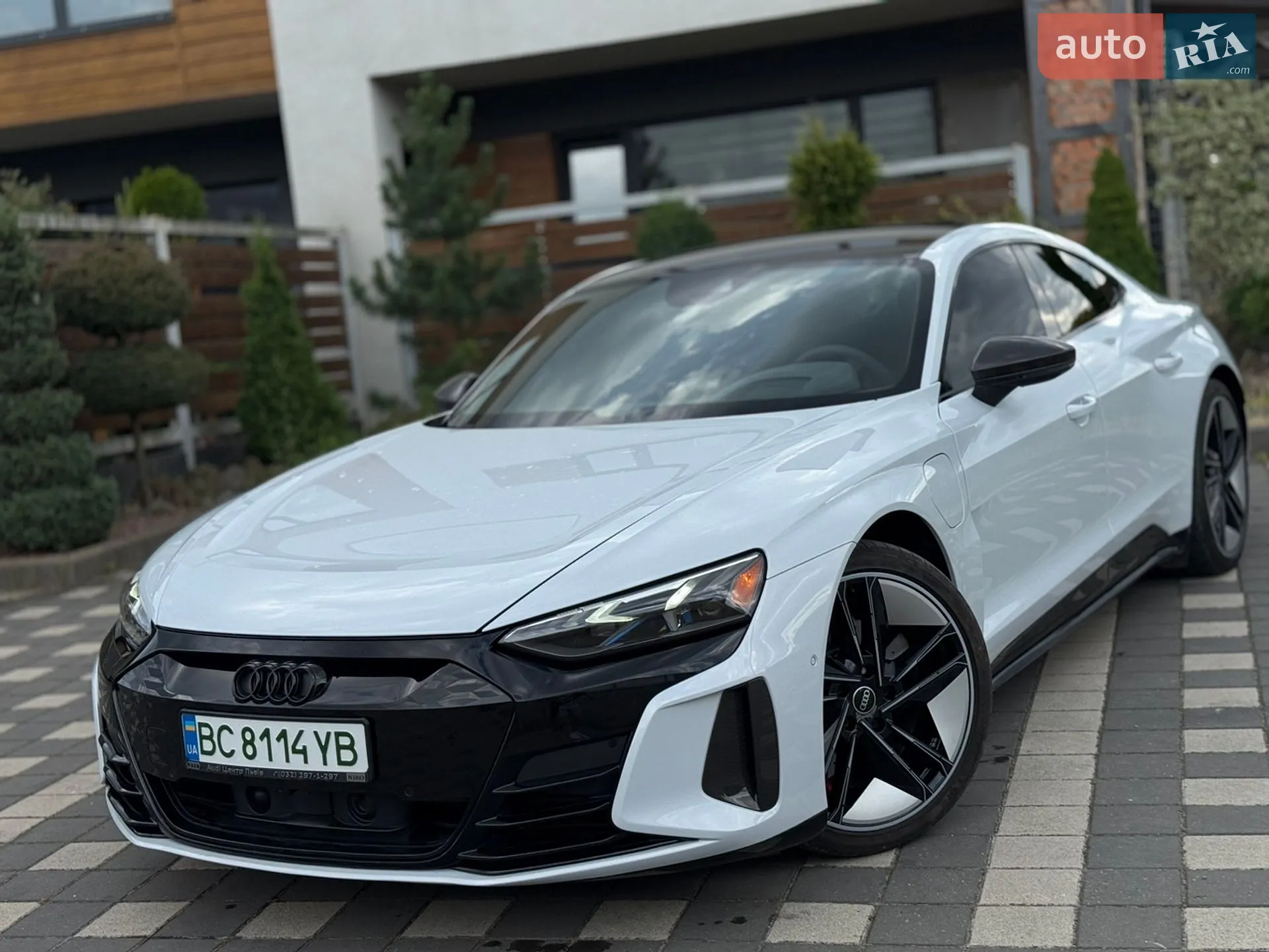 2021 Audi RS e-tron GT - мініатюра 11