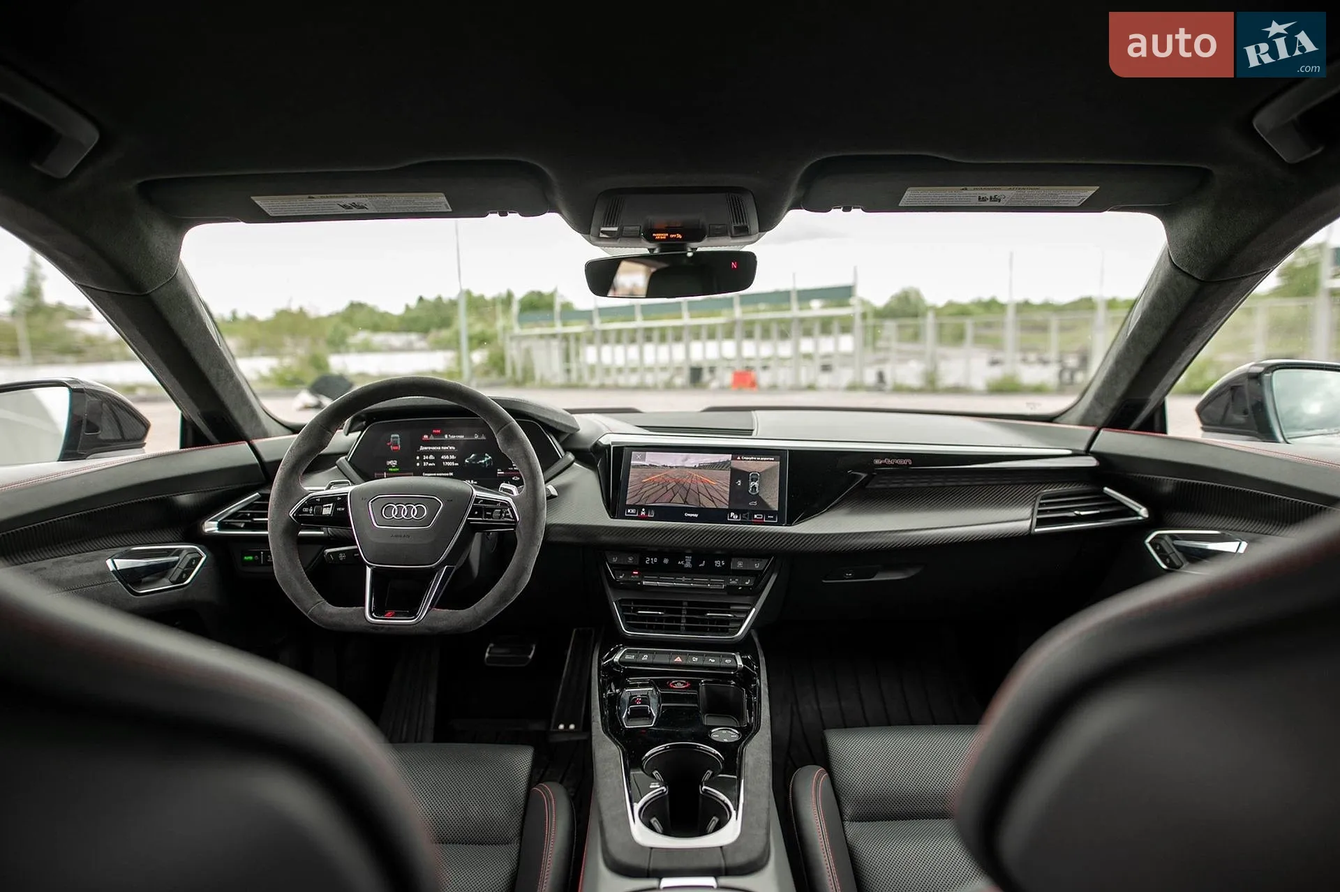 2022 Audi RS e-tron GT - мініатюра 35