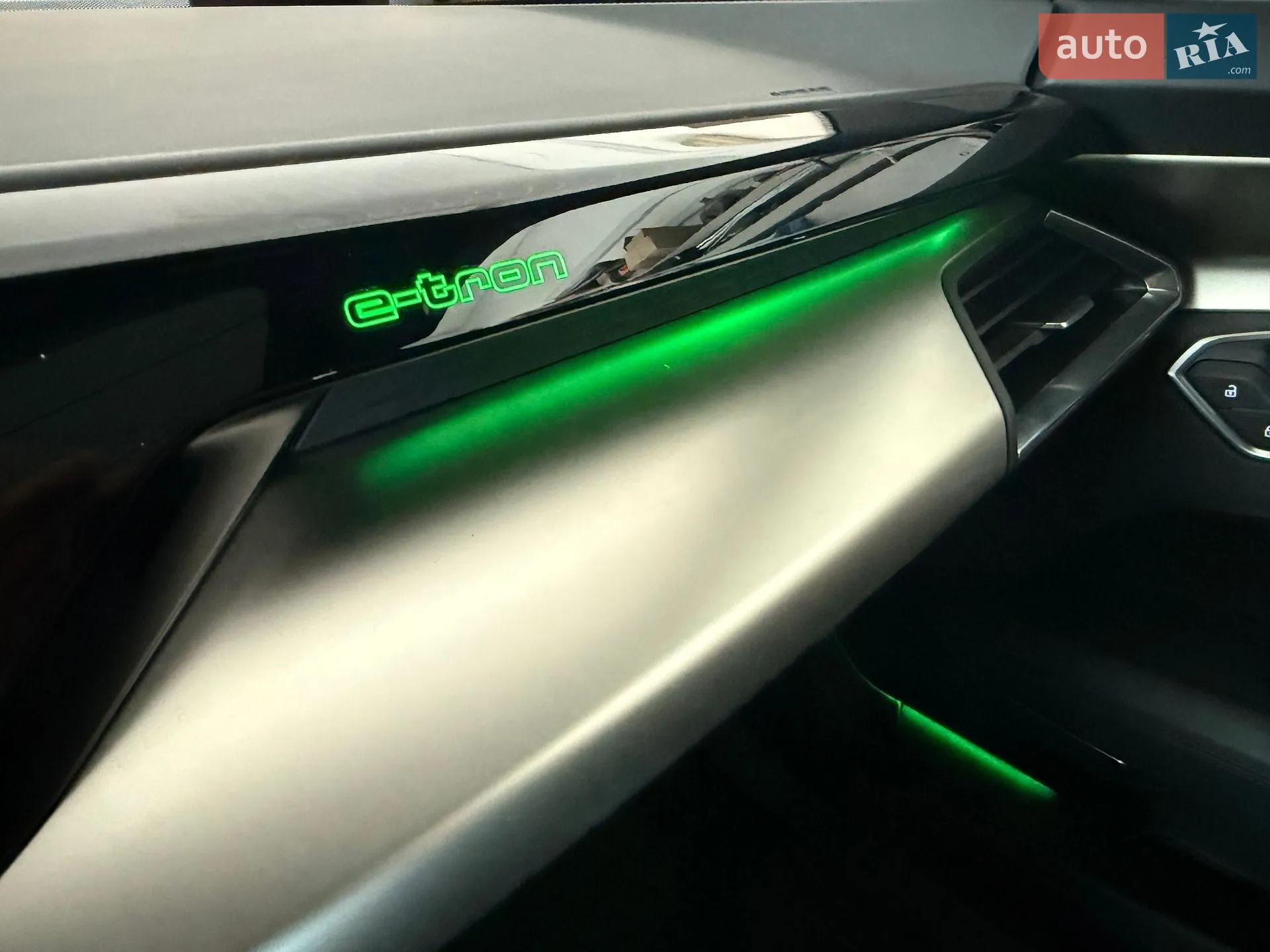 2021 Audi RS e-tron GT - мініатюра 22