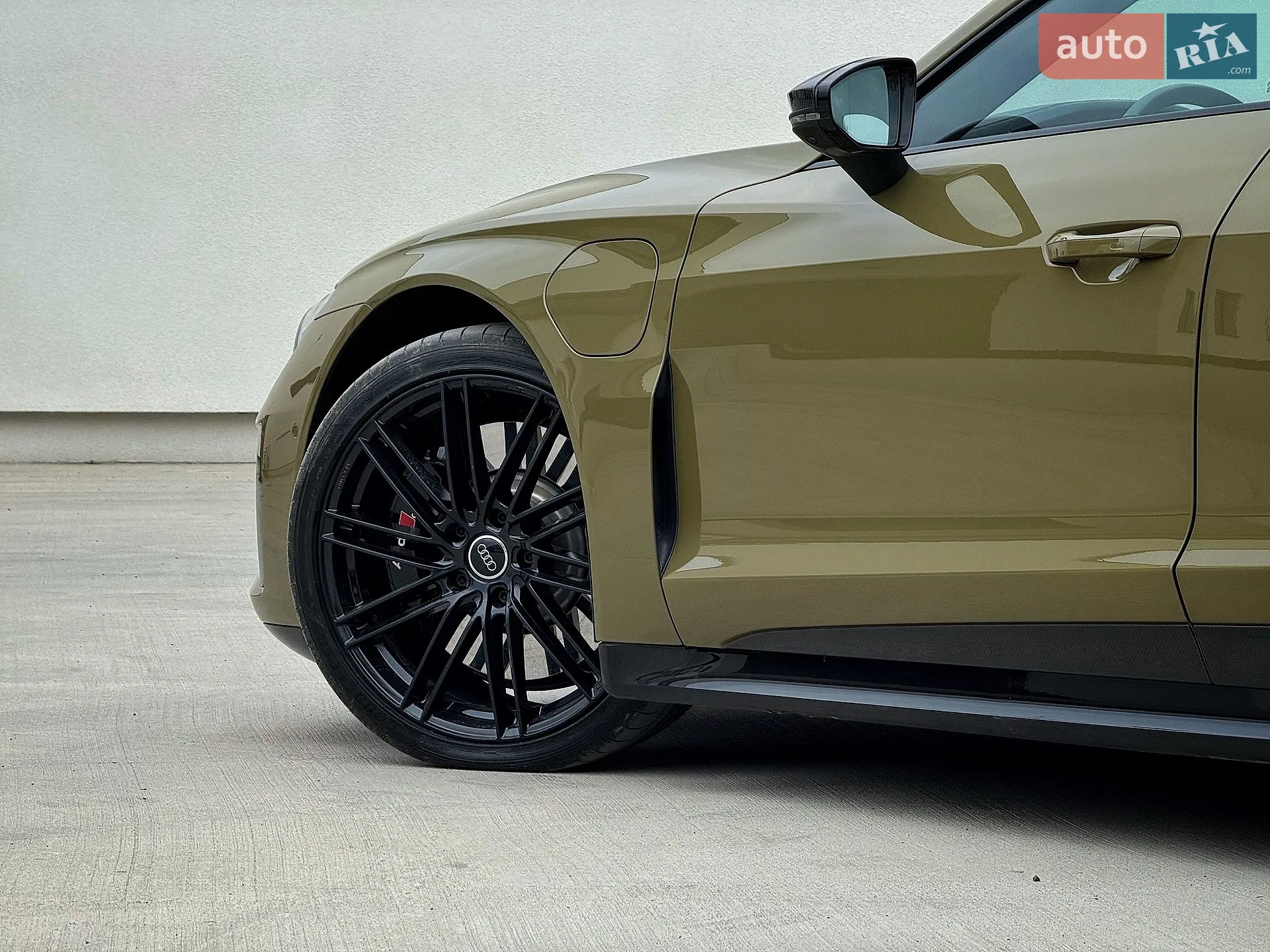 2021 Audi RS e-tron GT - мініатюра 31