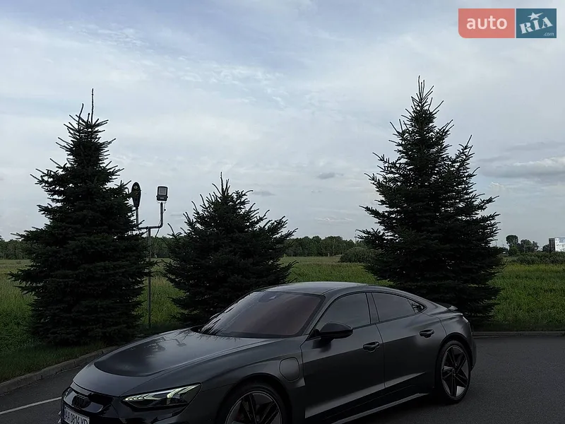 Audi RS e-tron GT 2021