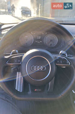 Позашляховик / Кросовер Audi RS Q3 2014 в 