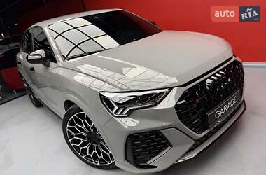Внедорожник / Кроссовер Audi RS Q3 2023 в 