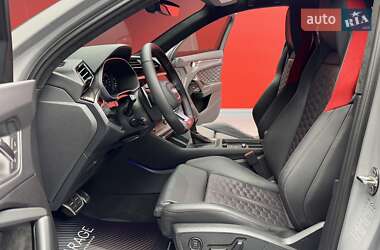 Внедорожник / Кроссовер Audi RS Q3 2023 в 
