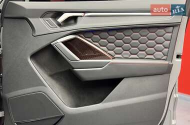 Внедорожник / Кроссовер Audi RS Q3 2023 в 