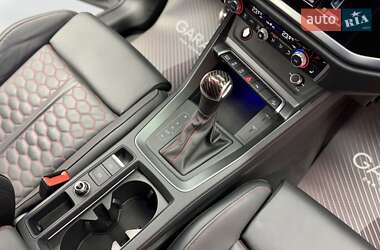 Внедорожник / Кроссовер Audi RS Q3 2023 в 