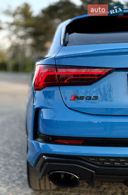 Внедорожник / Кроссовер Audi RS Q3 2023 в 