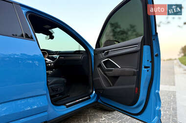 Внедорожник / Кроссовер Audi RS Q3 2023 в 