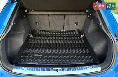 Внедорожник / Кроссовер Audi RS Q3 2023 в 