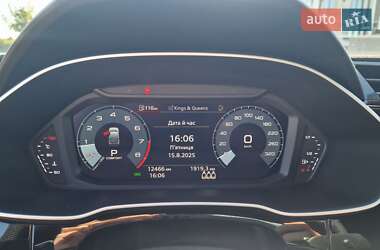Внедорожник / Кроссовер Audi RS Q3 2024 в 