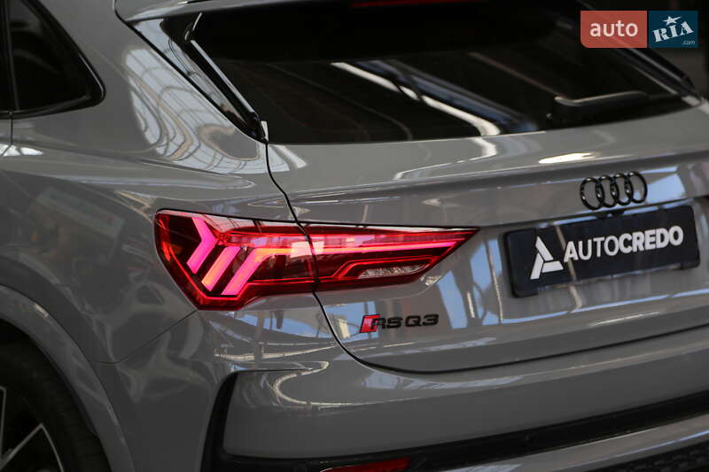 Внедорожник / Кроссовер Audi RS Q3 2021 в Киеве фото 8 Внедорожник / Кроссовер Audi RS Q3 2021 в Киеве