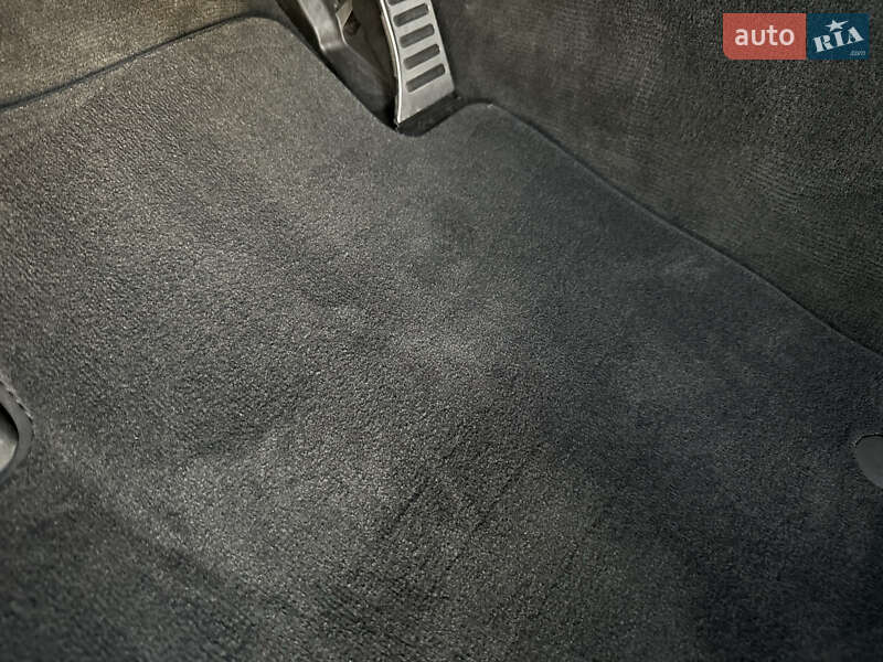 Внедорожник / Кроссовер Audi RS Q3 2016 в Луцке