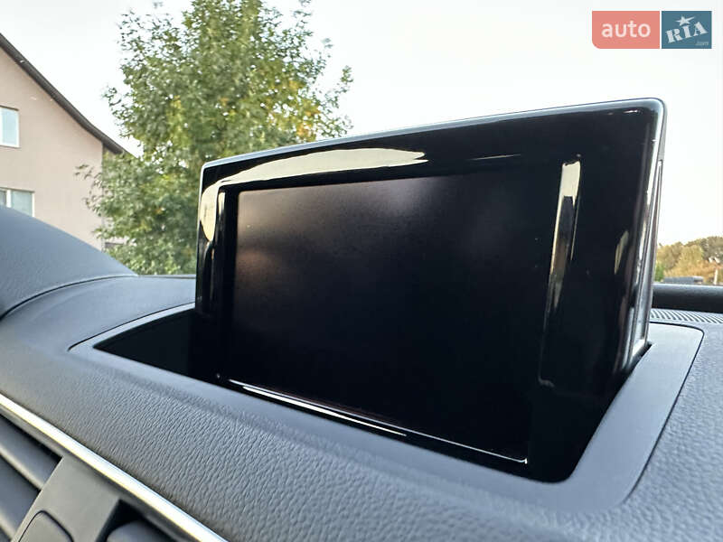 Внедорожник / Кроссовер Audi RS Q3 2016 в Луцке