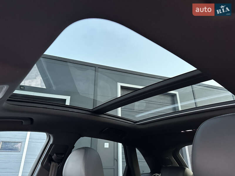 Внедорожник / Кроссовер Audi RS Q3 2016 в Луцке