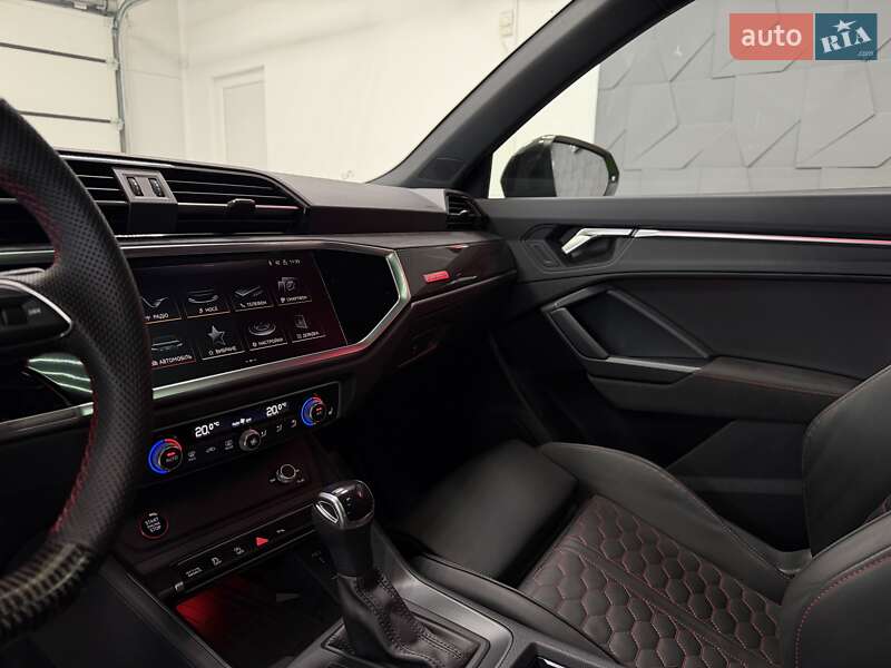Внедорожник / Кроссовер Audi RS Q3 2023 в Тернополе