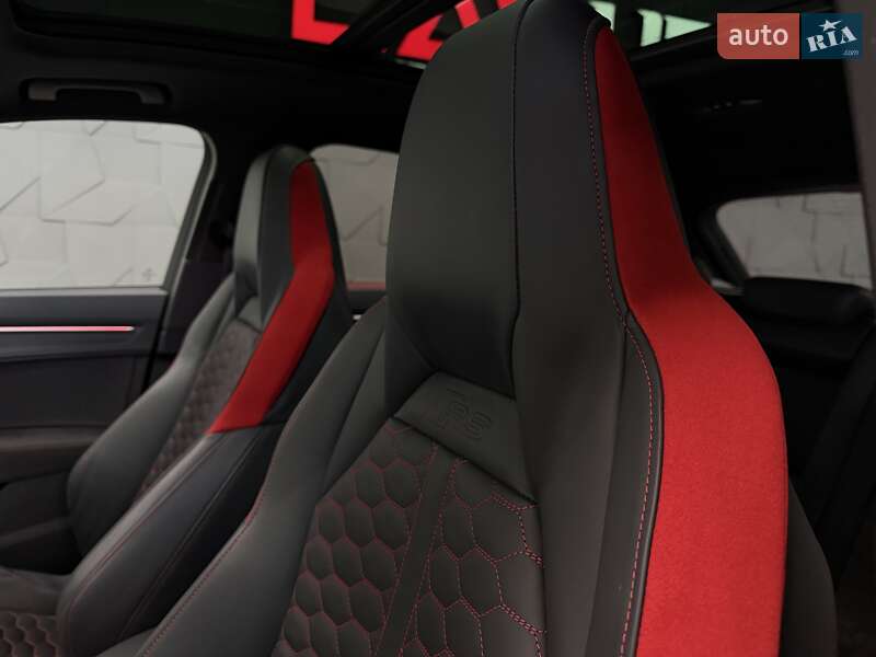 Внедорожник / Кроссовер Audi RS Q3 2023 в Тернополе