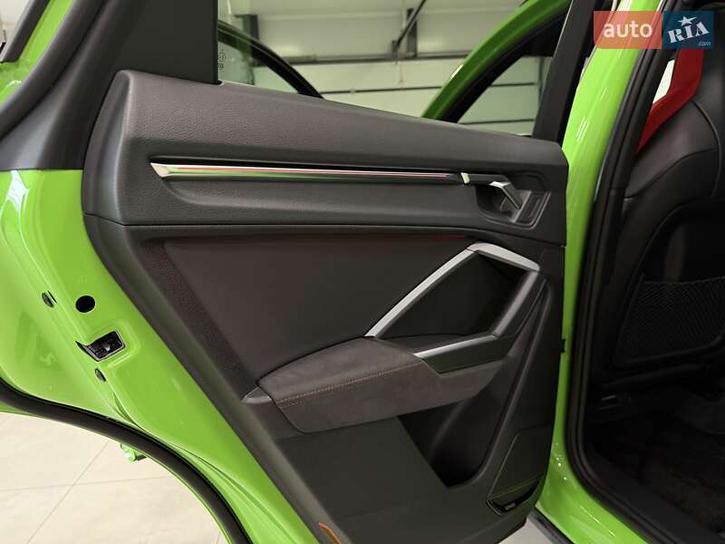 Внедорожник / Кроссовер Audi RS Q3 2023 в Тернополе