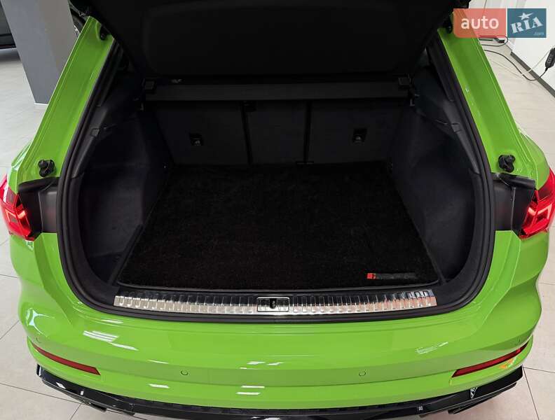 Внедорожник / Кроссовер Audi RS Q3 2023 в Тернополе