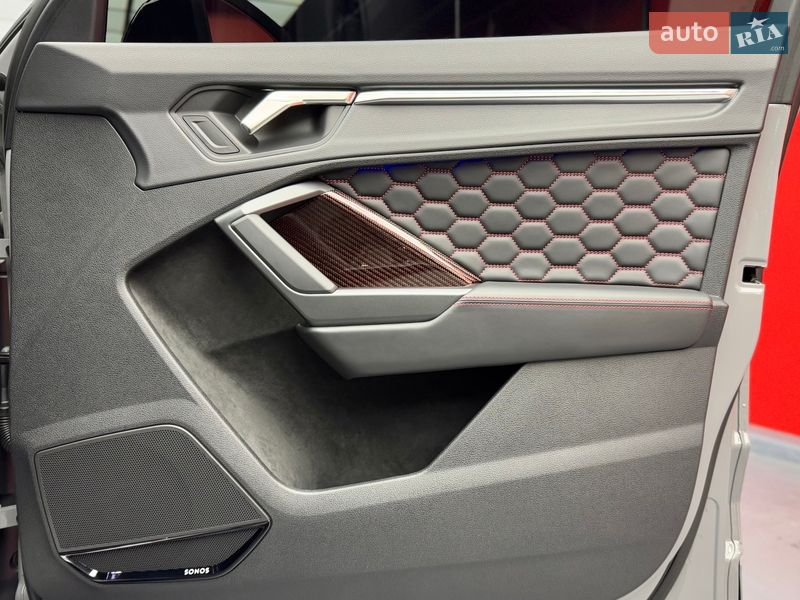 Внедорожник / Кроссовер Audi RS Q3 2023 в Киеве фото 61 Внедорожник / Кроссовер Audi RS Q3 2023 в Киеве