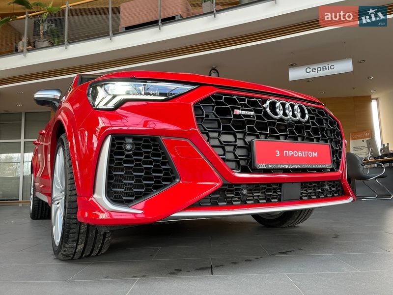 Позашляховик / Кросовер Audi RS Q3 2021 в Дніпрі фото 20 Позашляховик / Кросовер Audi RS Q3 2021 в Дніпрі