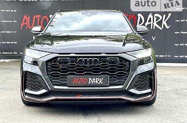 Внедорожник / Кроссовер Audi RS Q8 2020 в 