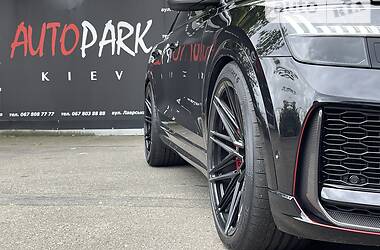 Внедорожник / Кроссовер Audi RS Q8 2020 в 