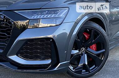 Внедорожник / Кроссовер Audi RS Q8 2021 в 