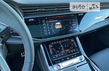 Внедорожник / Кроссовер Audi RS Q8 2021 в 