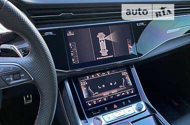 Внедорожник / Кроссовер Audi RS Q8 2021 в 