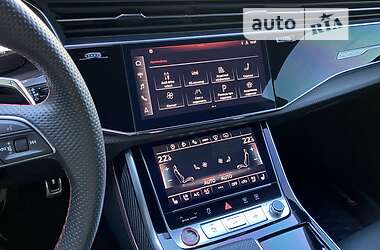 Внедорожник / Кроссовер Audi RS Q8 2021 в 