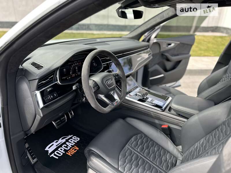 Внедорожник / Кроссовер Audi RS Q8 2020 в Киеве