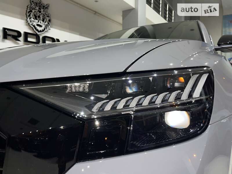 Внедорожник / Кроссовер Audi RS Q8 2023 в Одессе