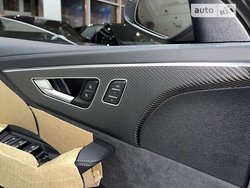 Внедорожник / Кроссовер Audi RS Q8 2023 в Одессе