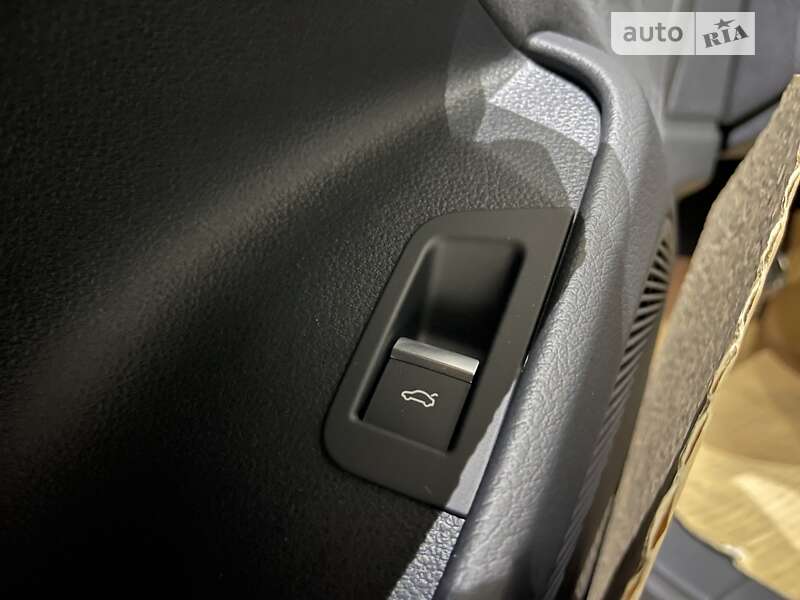 Внедорожник / Кроссовер Audi RS Q8 2023 в Одессе