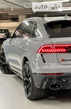 Внедорожник / Кроссовер Audi RS Q8 2022 в 
