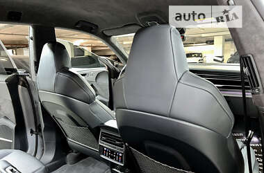 Внедорожник / Кроссовер Audi RS Q8 2022 в 