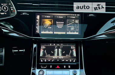 Внедорожник / Кроссовер Audi RS Q8 2021 в 