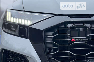 Позашляховик / Кросовер Audi RS Q8 2021 в Чернівцях