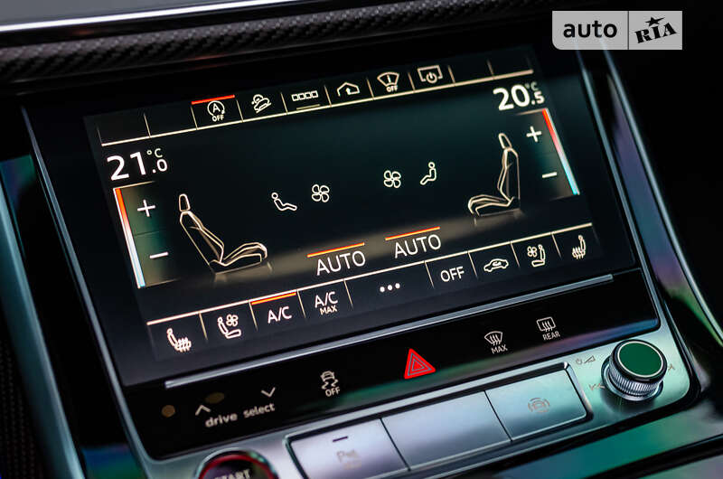 Внедорожник / Кроссовер Audi RS Q8 2020 в Киеве
