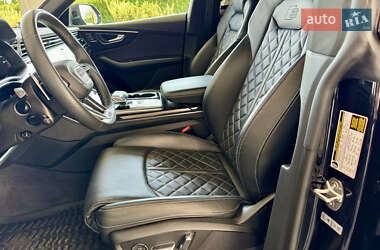 Внедорожник / Кроссовер Audi RS Q8 2021 в 
