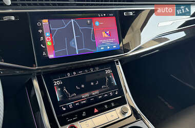 Внедорожник / Кроссовер Audi RS Q8 2021 в 