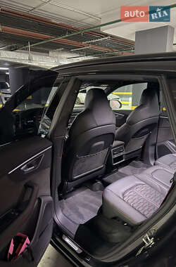 Позашляховик / Кросовер Audi RS Q8 2020 в 