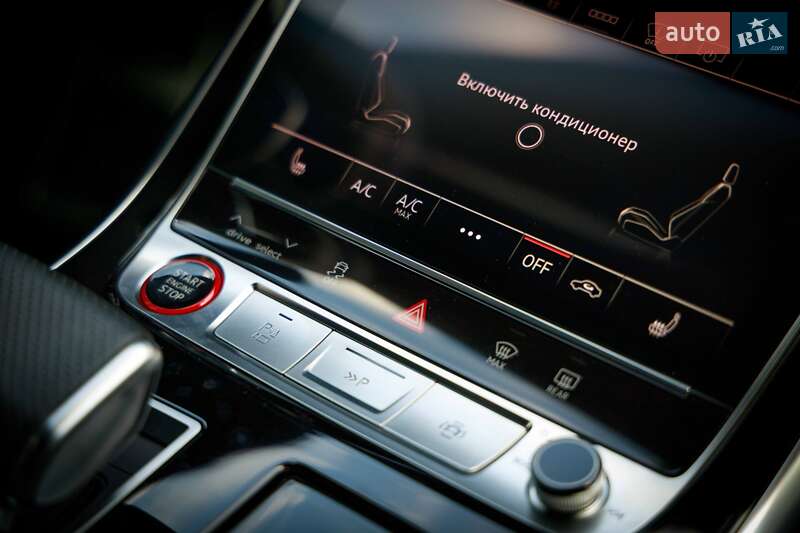 Внедорожник / Кроссовер Audi RS Q8 2021 в Днепре